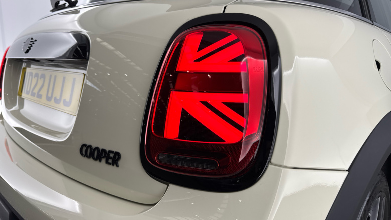 MINI Hatchback 1.5 Cooper Sport 5dr Petrol Hatchback